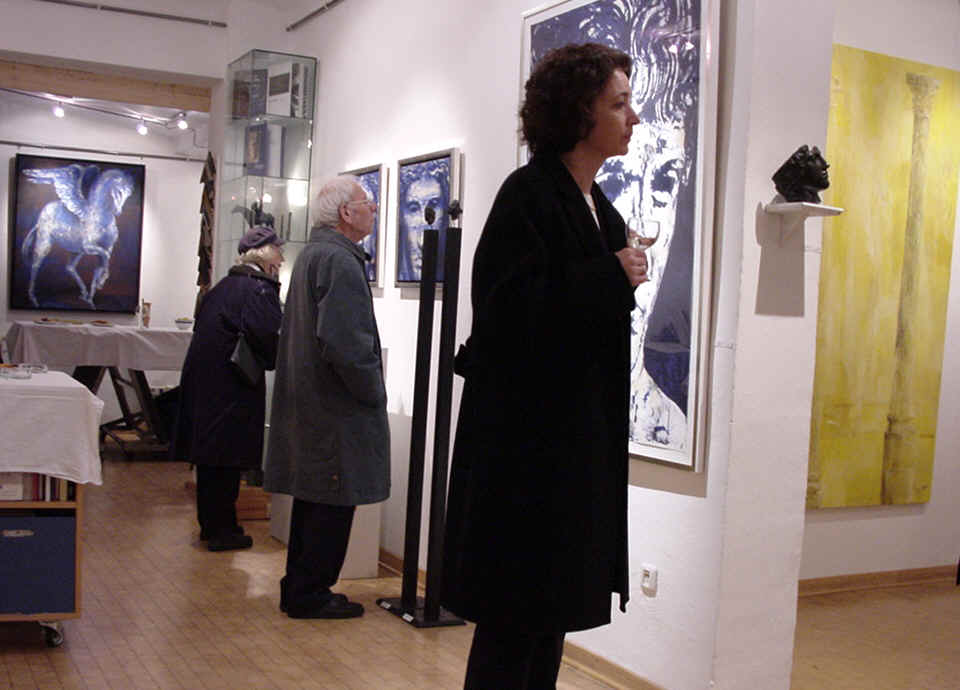 Ausstellungserffnung-Besucher